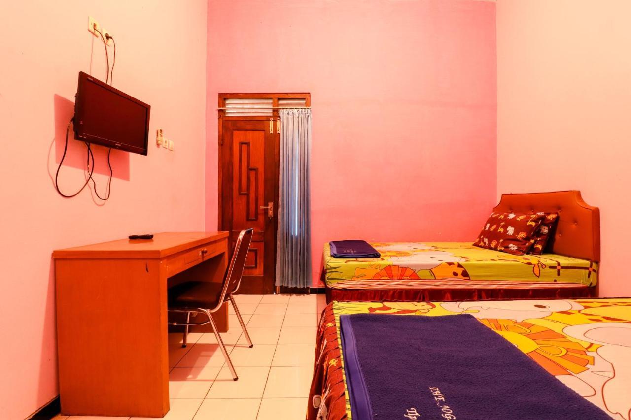 The Joglo Family Hotel Magelang Ngoại thất bức ảnh