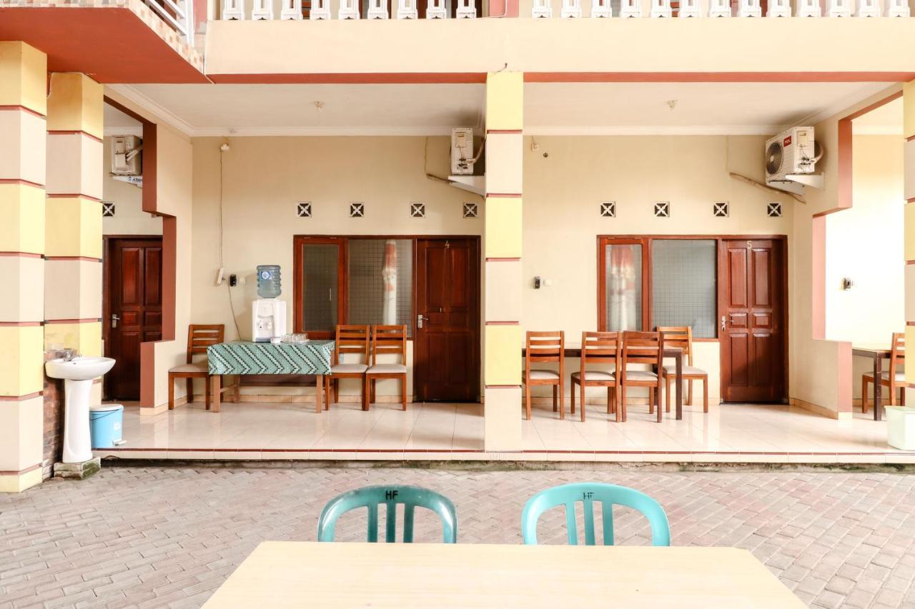 The Joglo Family Hotel Magelang Ngoại thất bức ảnh